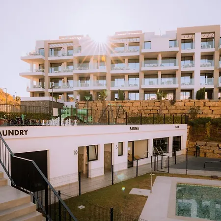 Mijas Met Zee En Zwembadzicht