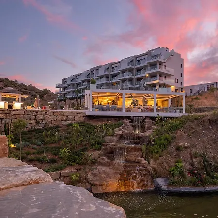 Mijas Met Zee En Zwembadzicht *