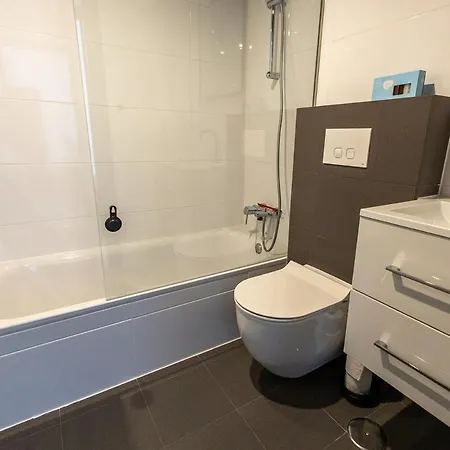 Mijas Met Zee En Zwembadzicht