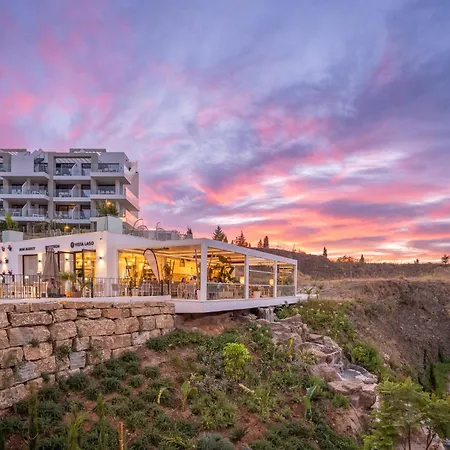 Mijas Met Zee En Zwembadzicht * Fuengirola