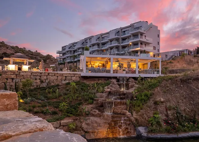 Mijas Met Zee En Zwembadzicht *