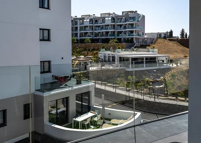 Mijas Met Zee En Zwembadzicht